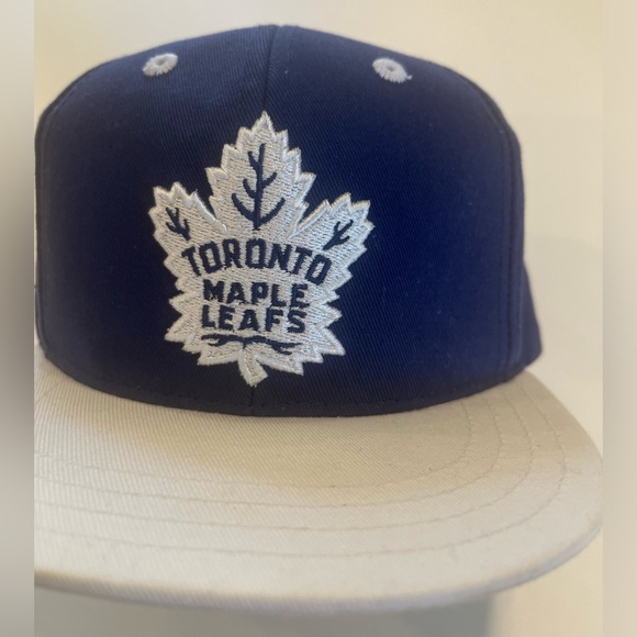 NHL | Toronto Maple Leafs Infant Cap - Picture 3 of 8